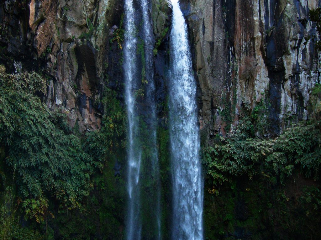 O Salto da Farinha O Salto da Farinha transporta muita água durante os meses de Inverno