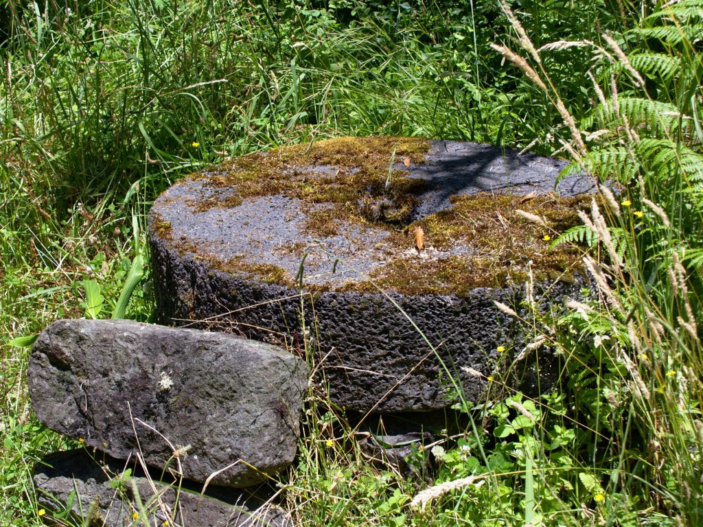 Meules des Moinhos da Ribeira Funda Meules des Moinhos da Ribeira Funda