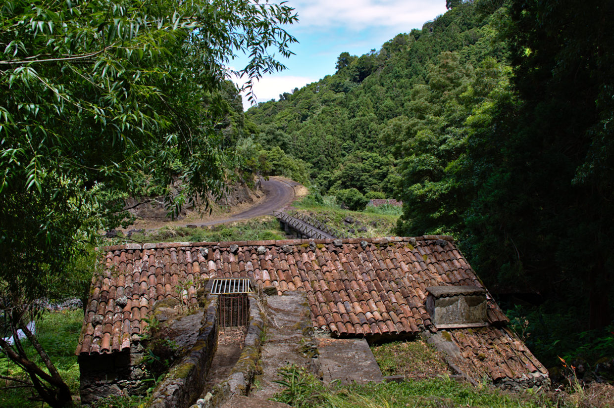 Moinho de água na Ribeira do Guilherme
