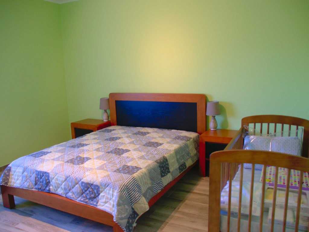 troisième chambre à coucher, éventuellement avec un autre lit d'enfant troisième chambre à coucher, éventuellement avec un autre lit d'enfant