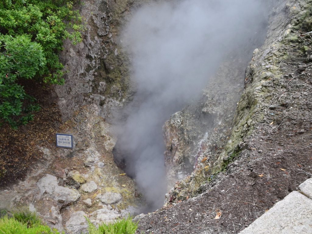 Caldeiras in Furnas Caldeiras in Furnas