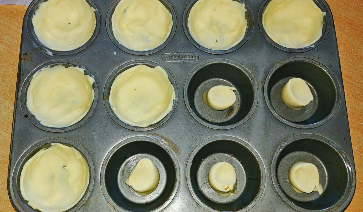 Shape of the pastry bowls