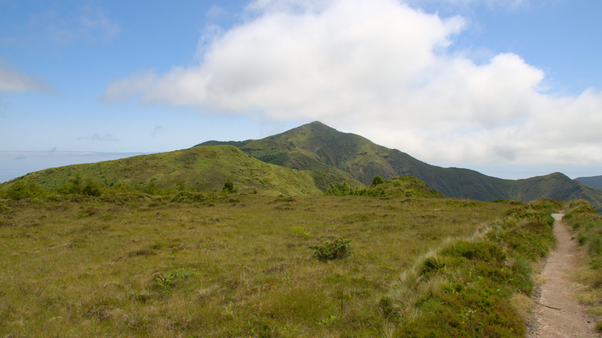 Blick auf den höchsten Gipfel von São Miguel