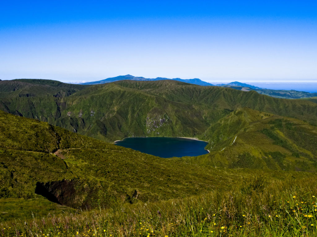 Lagoa do Fogo from the ridge of Pico da Barrosa Lagoa do Fogo from the ridge of Pico da Barrosa