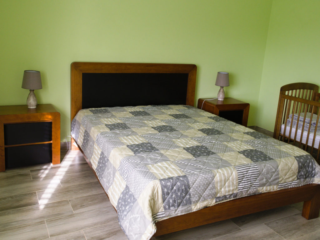 Drittes Schlafzimmer mit Doppelbett Drittes Schlafzimmer mit Doppelbett