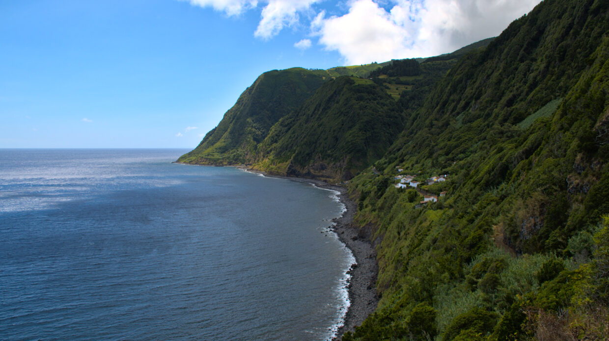 Vue sur la Fajã do Araújo