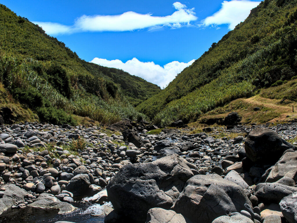 Ribeira dos Caldeirões Valley - Achadinha - Lomba D’El Rei - PRC38SMI Ribeira dos Caldeirões Valley - Achadinha - Lomba D’El Rei - PRC38SMI